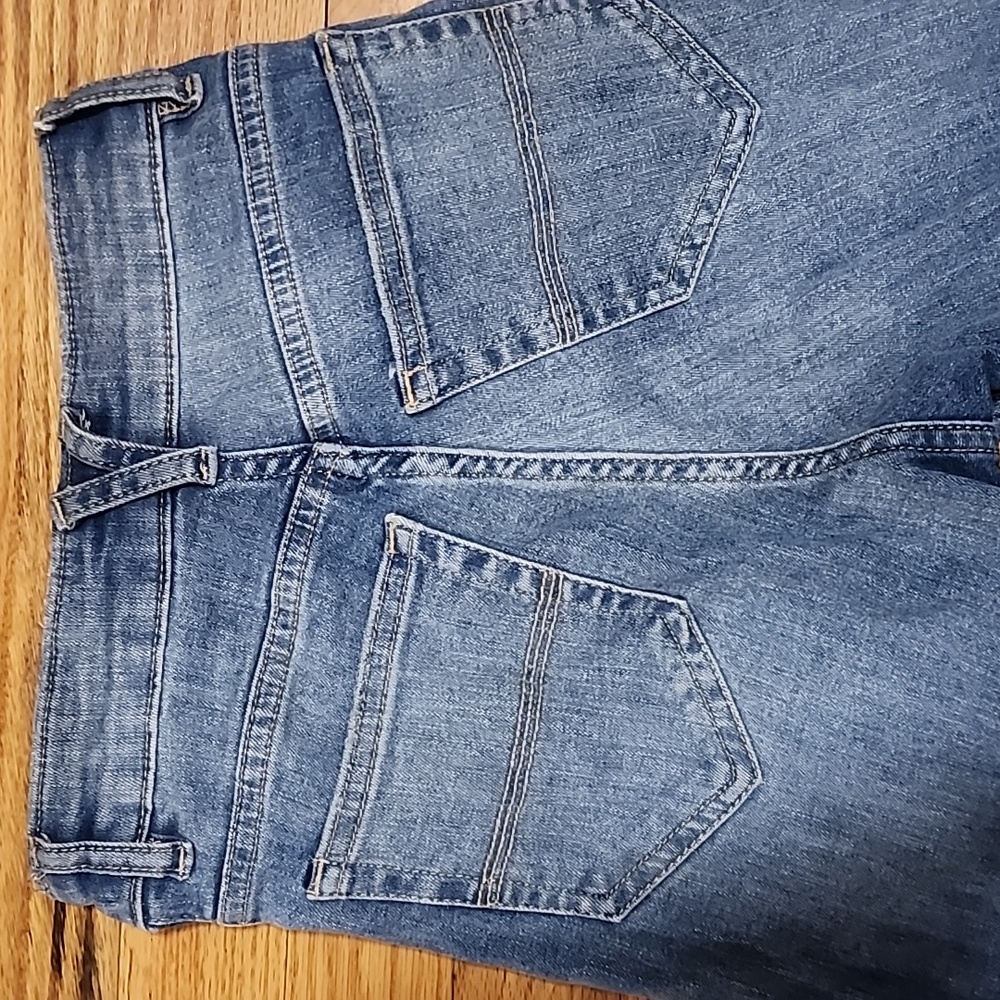 Divided Skinny High waist ripped Jeans - Picture 4 of 4